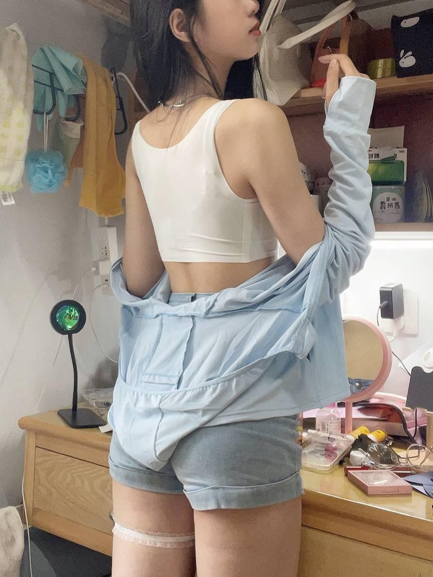 刚下水嫩妹上门记